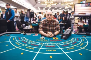 AG百家乐试玩界面高清真人荷官发牌场景